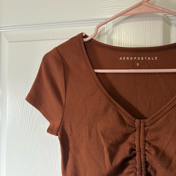 3 for 12$ 🌸 Brown ruched crop top - Picture 3 of 4